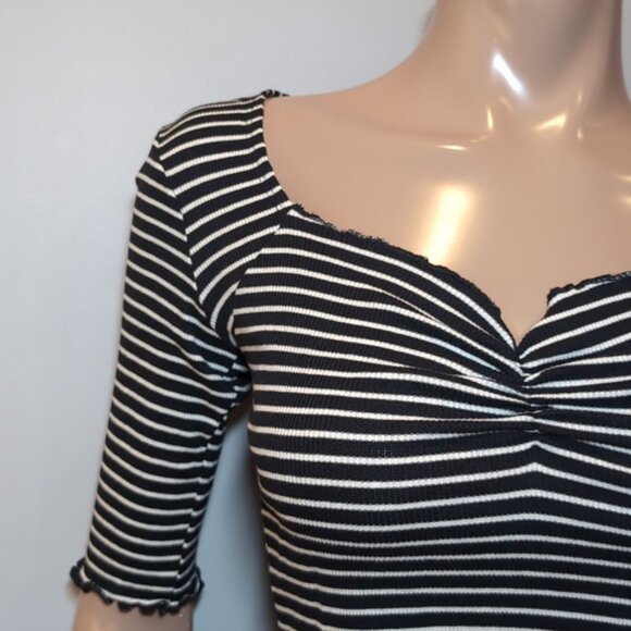3/$20 Wild Fable Striped Crop Top Half Sleeve Lettuce Hem Sweetheart Neckline - Picture 2 of 13